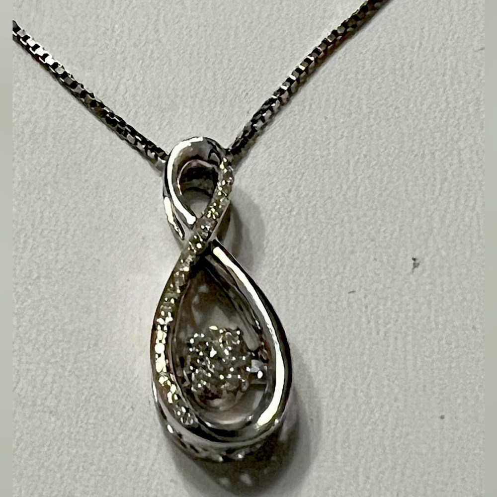 Dancing Diamond Sterling Silver Necklace NIB